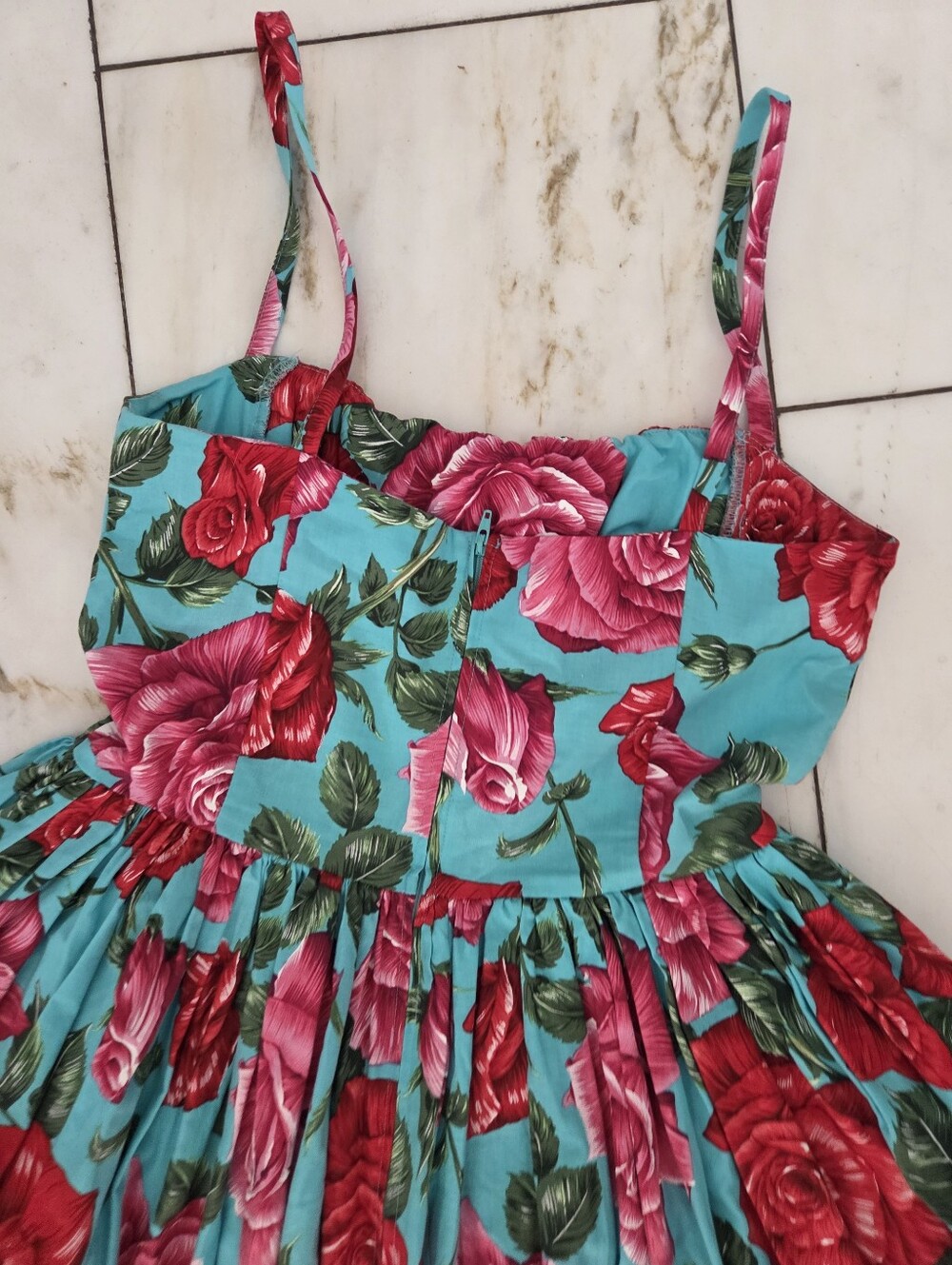 Bernie Dexter Paris Style Red And Pink Large Rose Print Swing Dress Size M - Picture 8 of 8